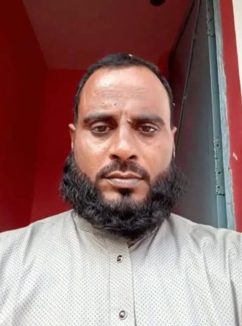 महिगवा के इरफान अली ने प्रधान मंत्री व सीएम योगी के फोटो से छेड़छाड़ कर FB पर पोस्ट किया