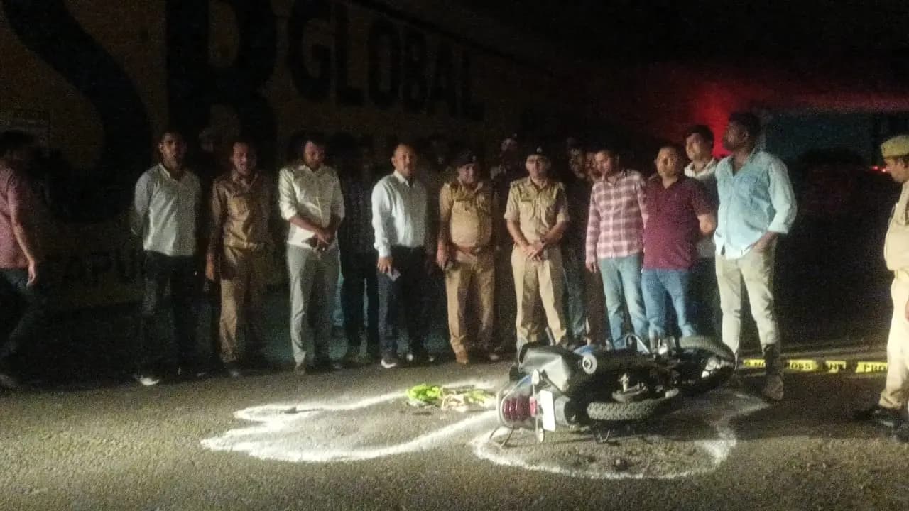 बुजुर्ग को लूटने वाला बदमाश बीकेटी पुलिस की मुठभेड़ में पकड़ा गया,लखनऊ आउटर रिंग रोड के पास हुई मुठभेड़
