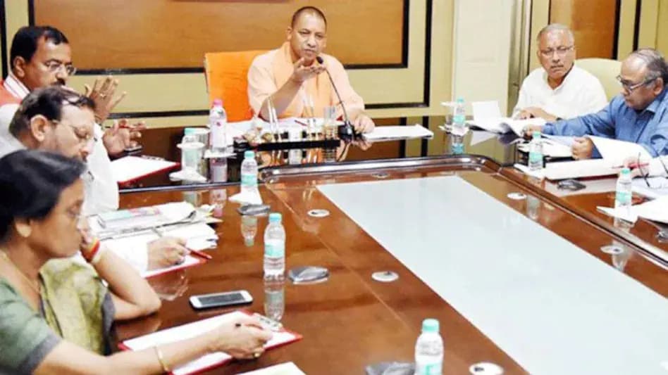 दो साल में तैयार होगा लखनऊ का विश्वस्तरीय कन्वेंशन सेंटर समीक्षा बैठक मे बोले सीएम योगी