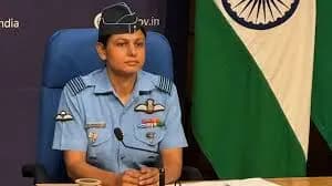 

नाम ने दी भाग्य को शक्‍ल बन गई पायलट, विंग कमांडर व्योमिका सिंह की कुछ ऐसी है कहानी    
