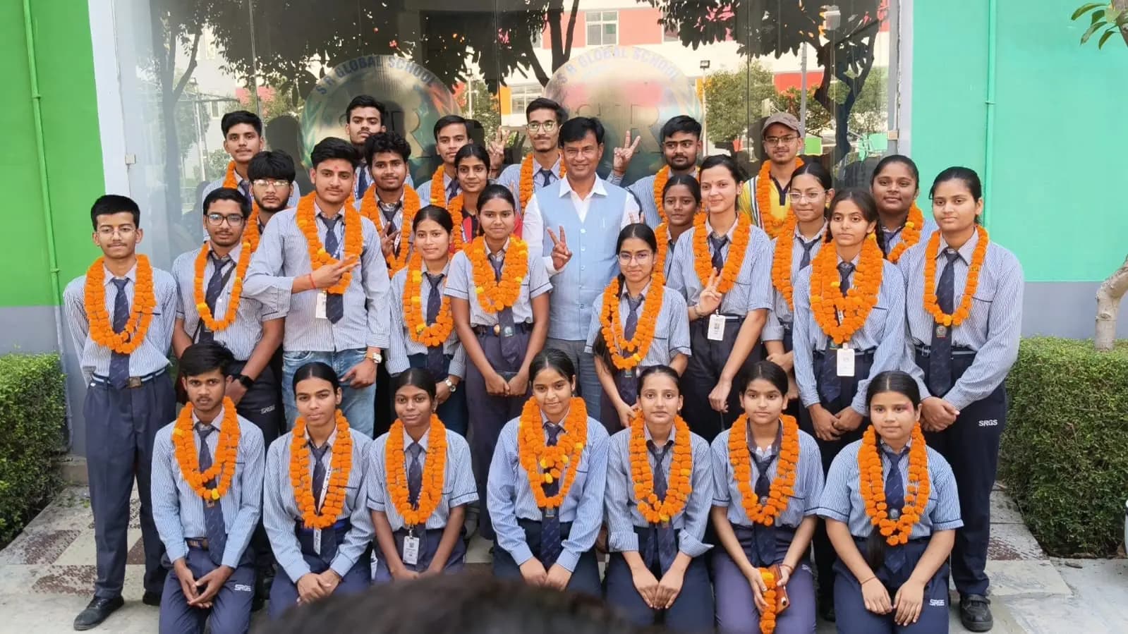 एस आर ग्लोबल स्कूल, बीकेटी, लखनऊ ने सीबीएसई के नतीजों में फिर रचा इतिहास
