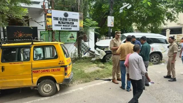  महानगर क्षेत्र में मिडलैंड हॉस्पिटल के पास फॉर्च्यूनर ने स्कूल वैन को मारी टक्कर,पुलिस जांच में जुटी


