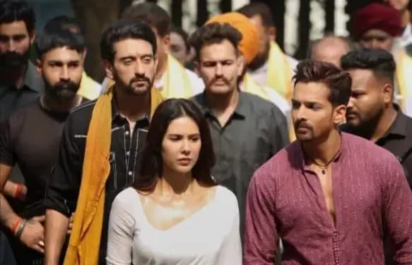 फिल्म एक दीवाने की दीवानियत हो चुकी 21 अक्टूबर को थिएटर्स में रिलीज,34 करोड़ की कमाई की