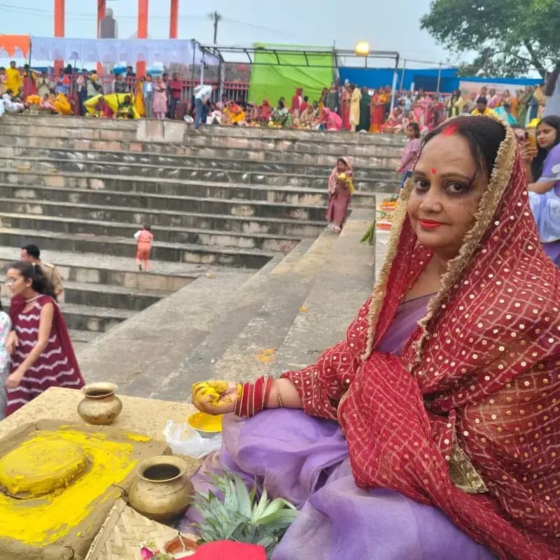 पहिले पहिल छठी मैय्या... उगा हो सुरुजदेव,छठ महापर्व का लखनऊ के बीकेटी में भव्य आयोजन 