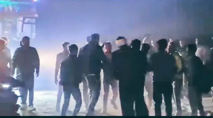 यात्रियों से मारपीट का वीडियो सोशल मीडिया पर वायरल, मानक नगर क्षेत्र में पुलिस की नाक के नीचे चलता अवैध धंधा
