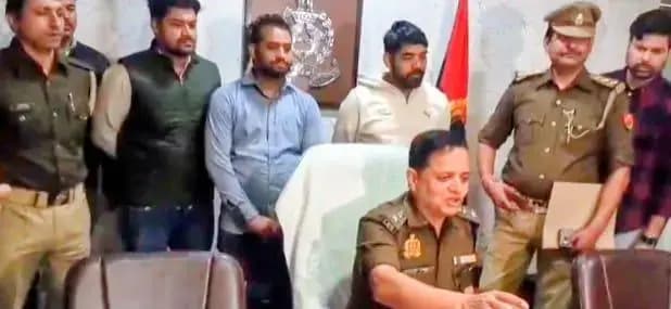 लखनऊ में छात्रों से करोड़ों रुपये की ठगी करने वाले गिरोह का पर्दाफाश, दो आरोपी गिरफ्तार 