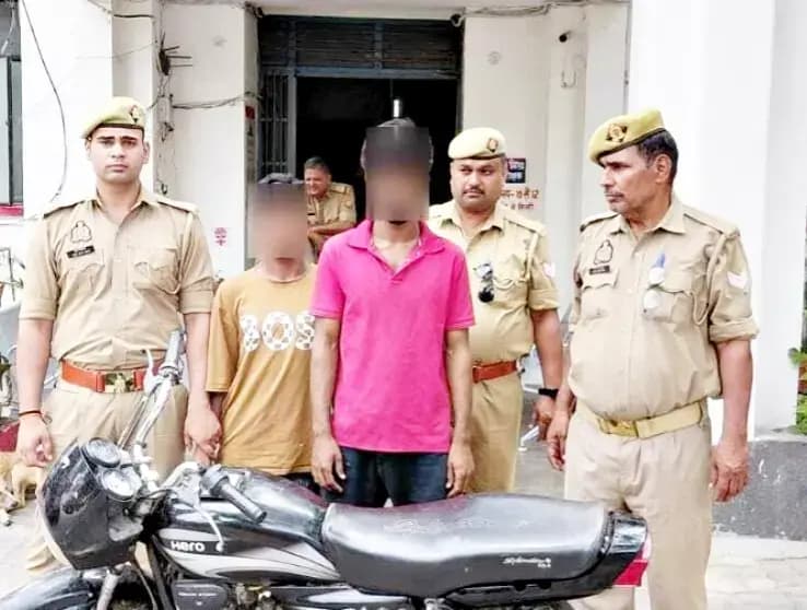  गुडम्बा पुलिस की बड़ी कार्रवाई, बाराबंकी से चोरी की बाइक के साथ दो शातिर चोर गिरफ्तार