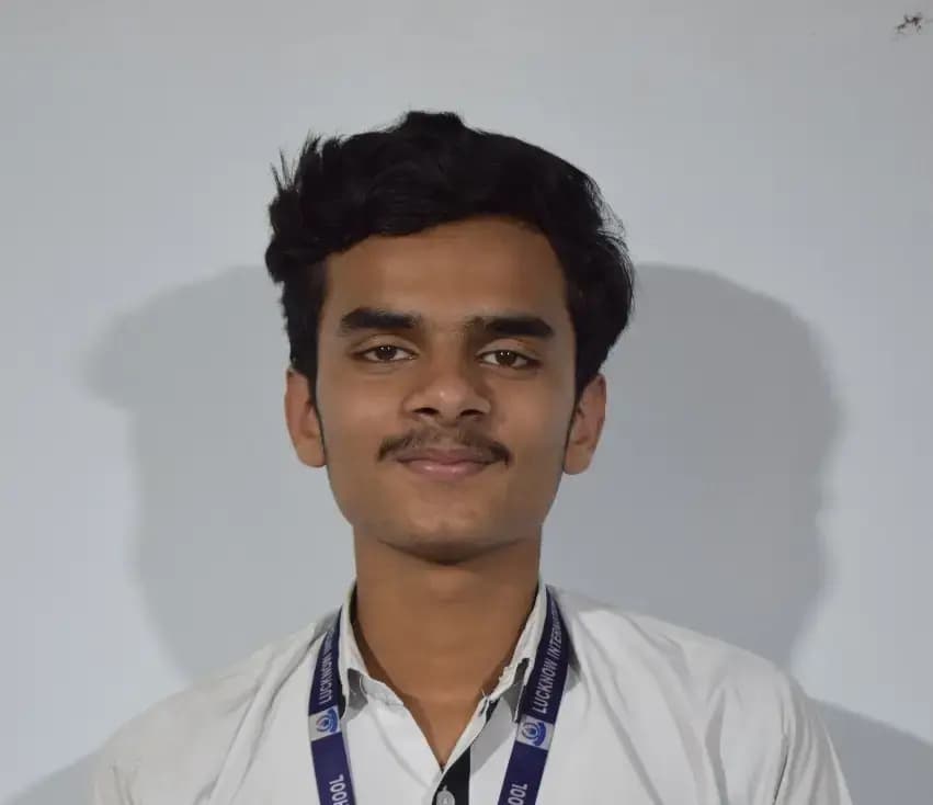 सीबीएसई बोर्ड ​की हाईस्कूल परीक्षा में 94 फीसदी अंक लाकर मिर्जा सुहैब बेग ने रचा इतिहास