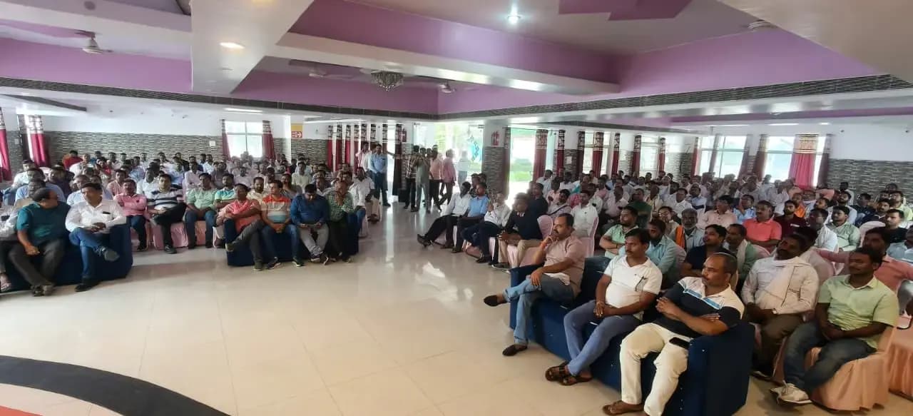 एग्रो इनपुट डीलर्स एसोशिएसन लखनऊ की बैठक,बीकेटी में 