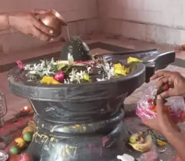  देवो के देव महादेव के दर्शन को पा कर भक्तो के चेहरे पर खिली खुशी...