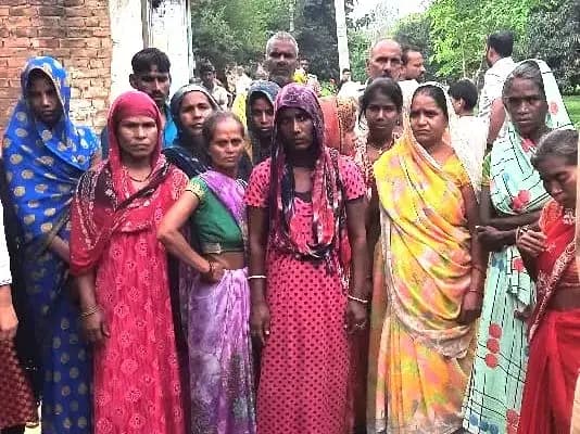 चाकूओं से गोदकर ट्रैक्टर चालक की हत्या,लखनऊ के माल इलाके में हुई घटना