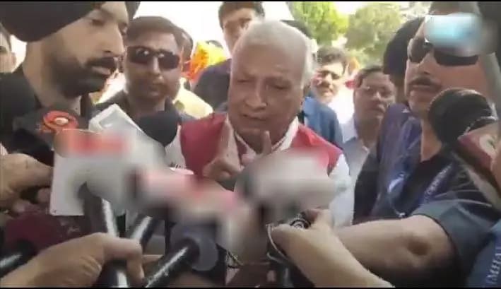 Waqf Board :मैं वक्फ बोर्ड का हिस्सा रहा हूँ वक्फ बोर्ड में मैने सिर्फ मुकदमे बाजी के अलावा कुछ नही देखा: आरिफ मोहम्मद खान राज्यपाल बिहार
