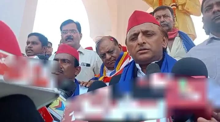 Political:भीम रॉव अंबेडकर की जयंती पर बोले अखिलेश पीडीए परिवार संविधान को बचाने के लिए कार्य करेगा