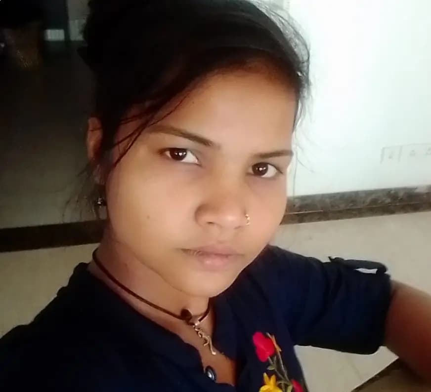 Sucide:ससुराल वालो की प्रताड़ना से तंग आकर महिला ने लगाई फांसी,मौत