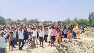  विकास कार्य में लापरवाही पर प्रदर्शन